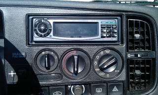 Monterad radio